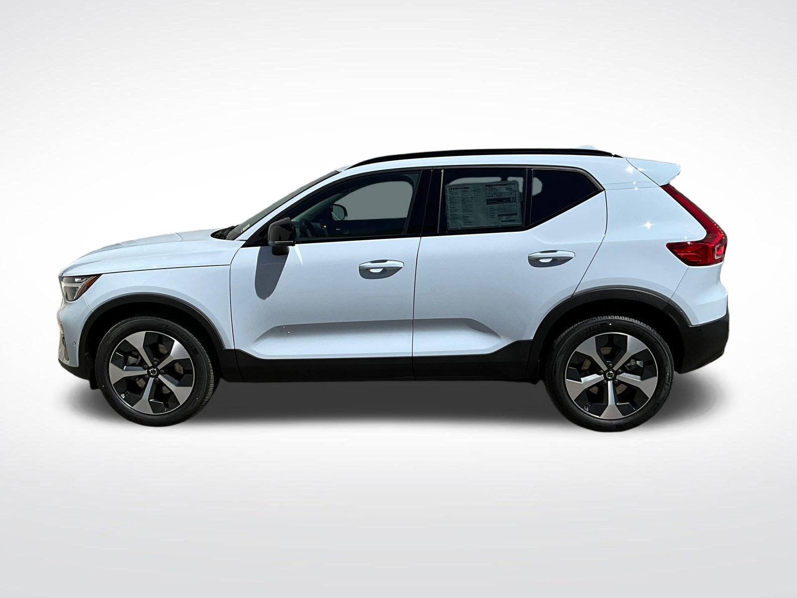 New 2026 Volvo XC40 B5 Plus w/ Climate Package AWD/4WD image 2