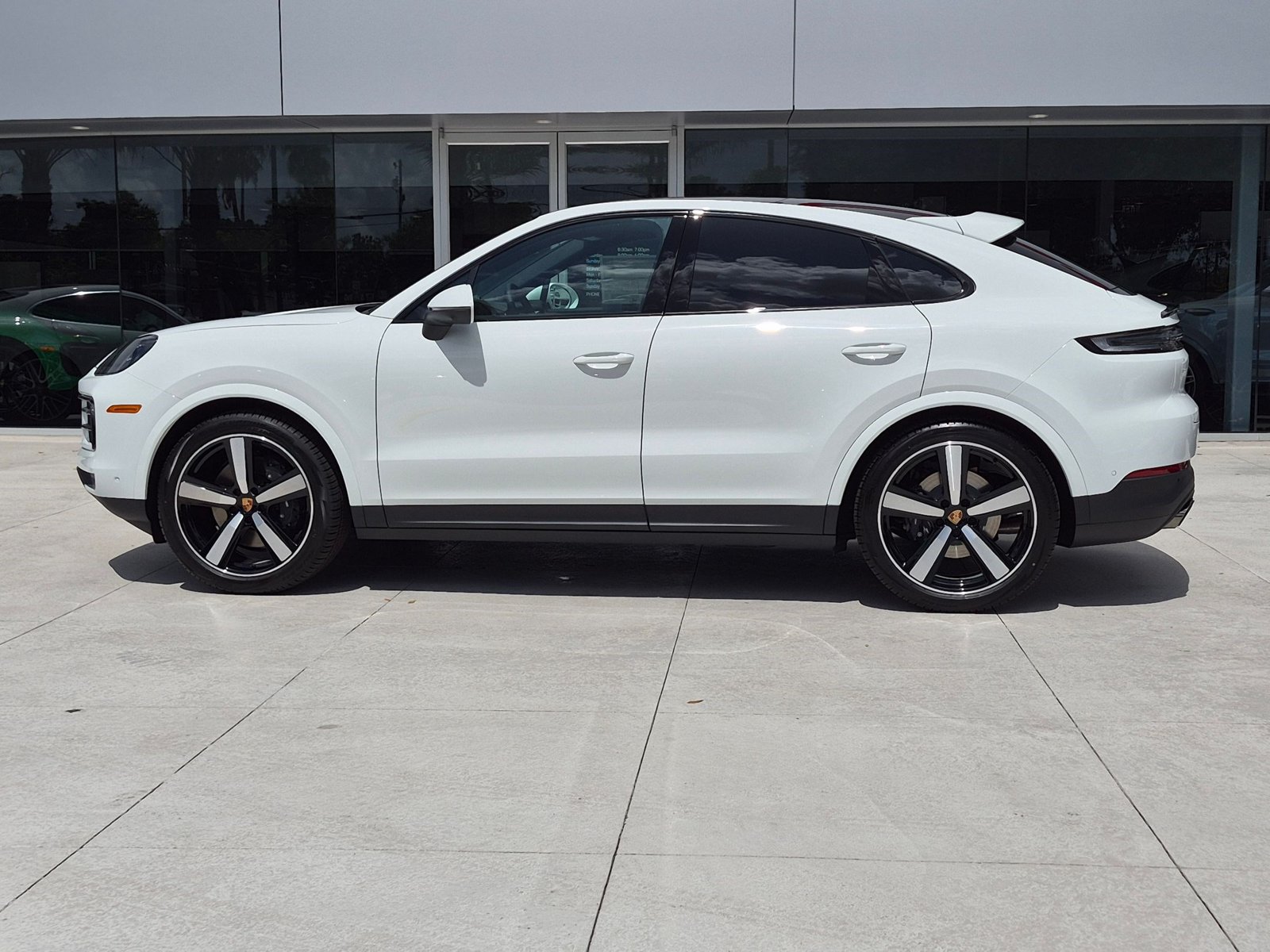 New 2026 Porsche Cayenne Coupe AWD/4WD video 2