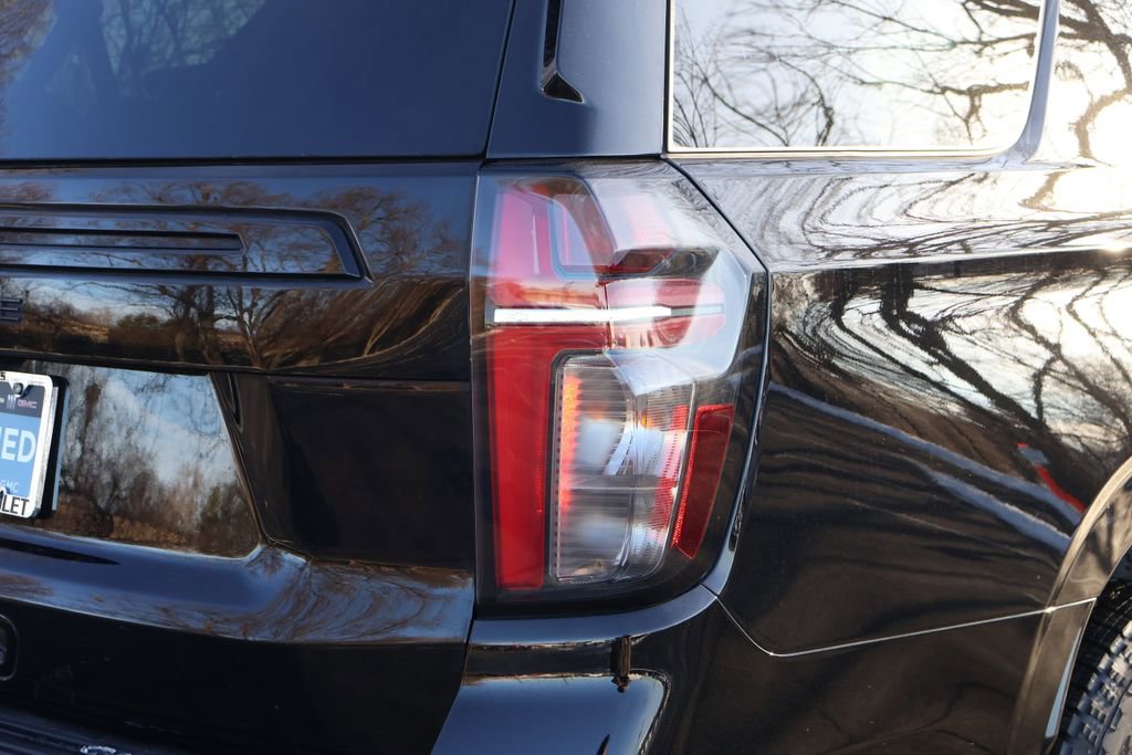 Certified 2023 Chevrolet Tahoe Z71 w/ Luxury Package image 9