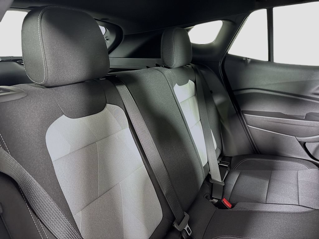 New 2026 Chevrolet Trax RS w/ Driver Confidence Package FWD image 25