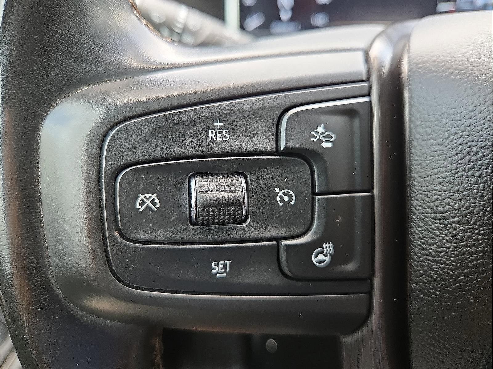 Used 2025 GMC Sierra 2500 AT4 w/ AT4 Premium Plus Package AWD/4WD image 19