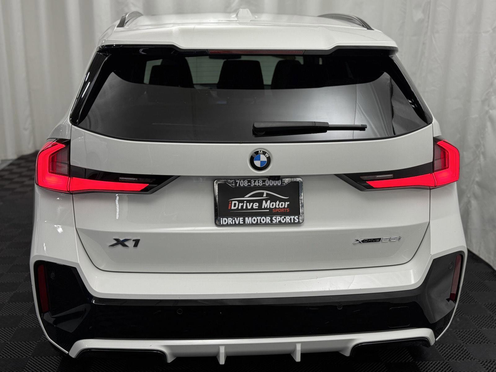 Used 2023 BMW X1 xDrive28i image 10