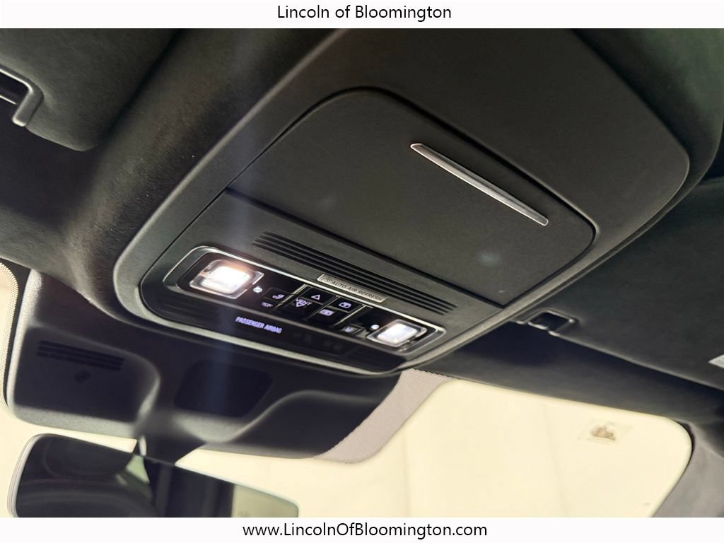 Used 2025 Lincoln Navigator Black Label AWD/4WD image 53