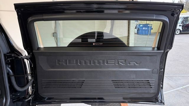 Used 2025 GMC Hummer EV 2X image 7