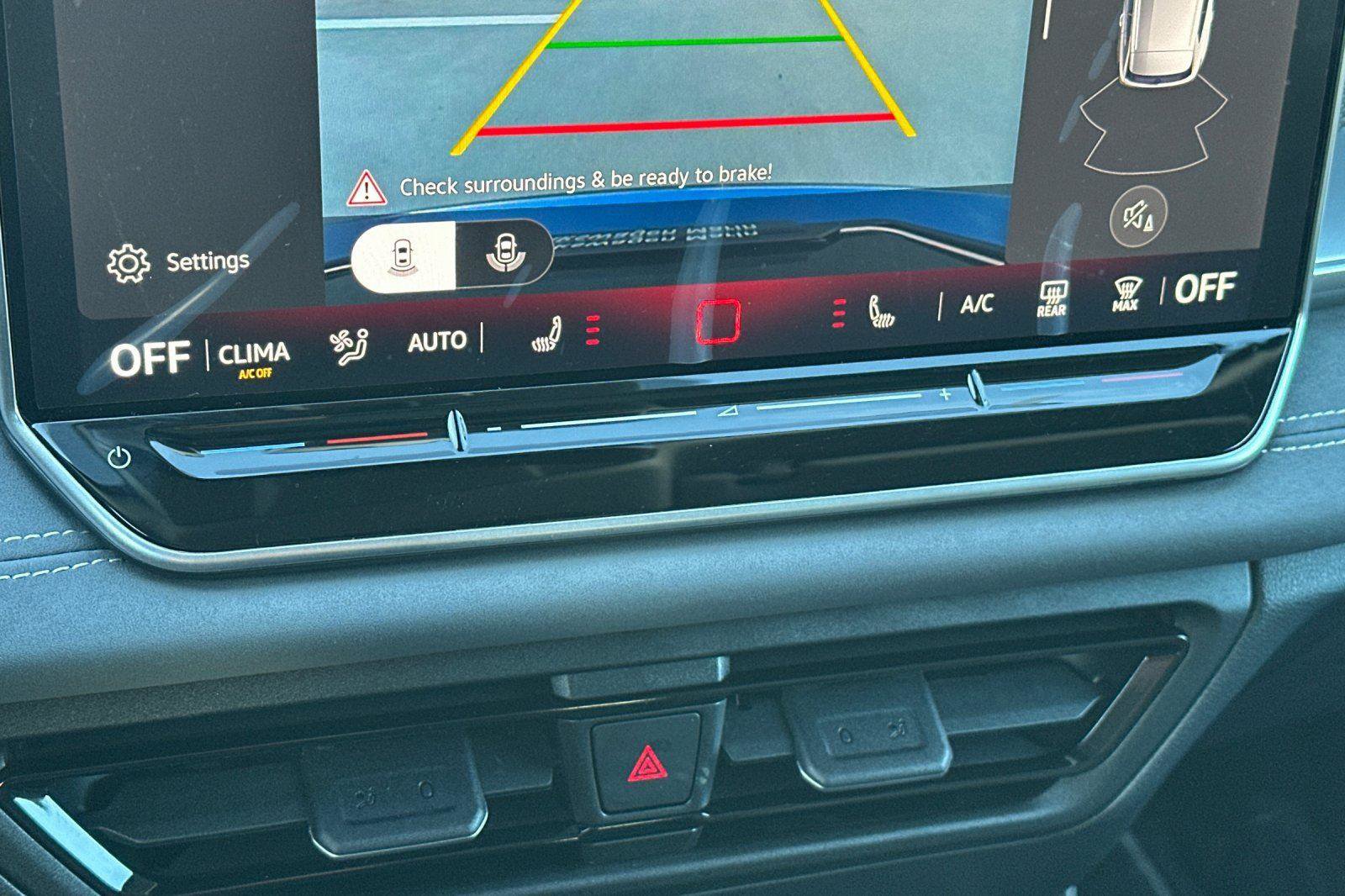 New 2026 Volkswagen Tiguan SE image 19