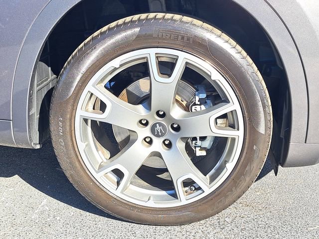 Used 2023 Maserati Levante GT image 7