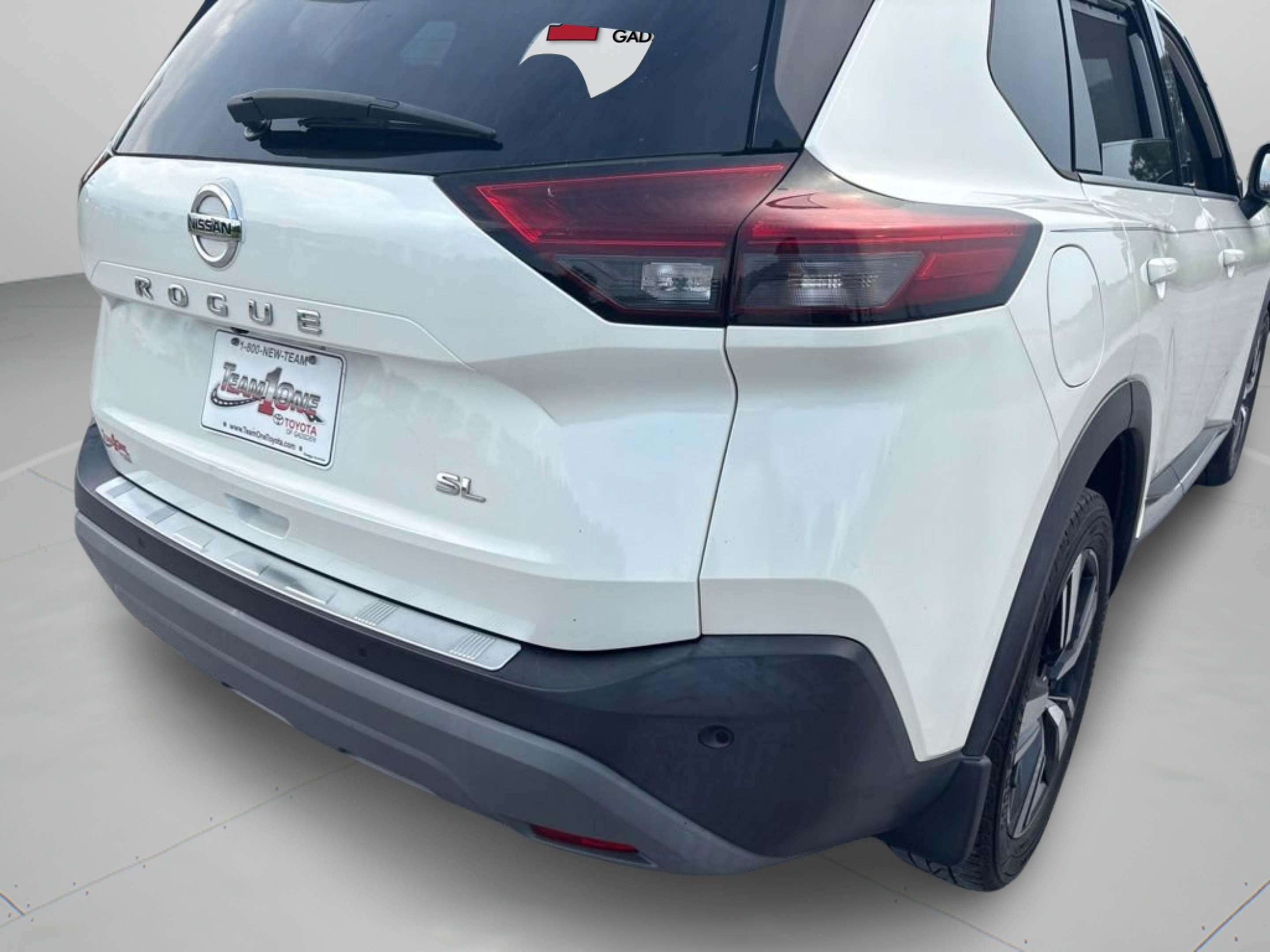 Used 2021 Nissan Rogue SL FWD image 30