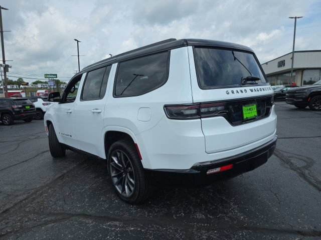 Used 2025 Jeep Grand Wagoneer Series III w/ Rear Seat Video Group 1 AWD/4WD image 5