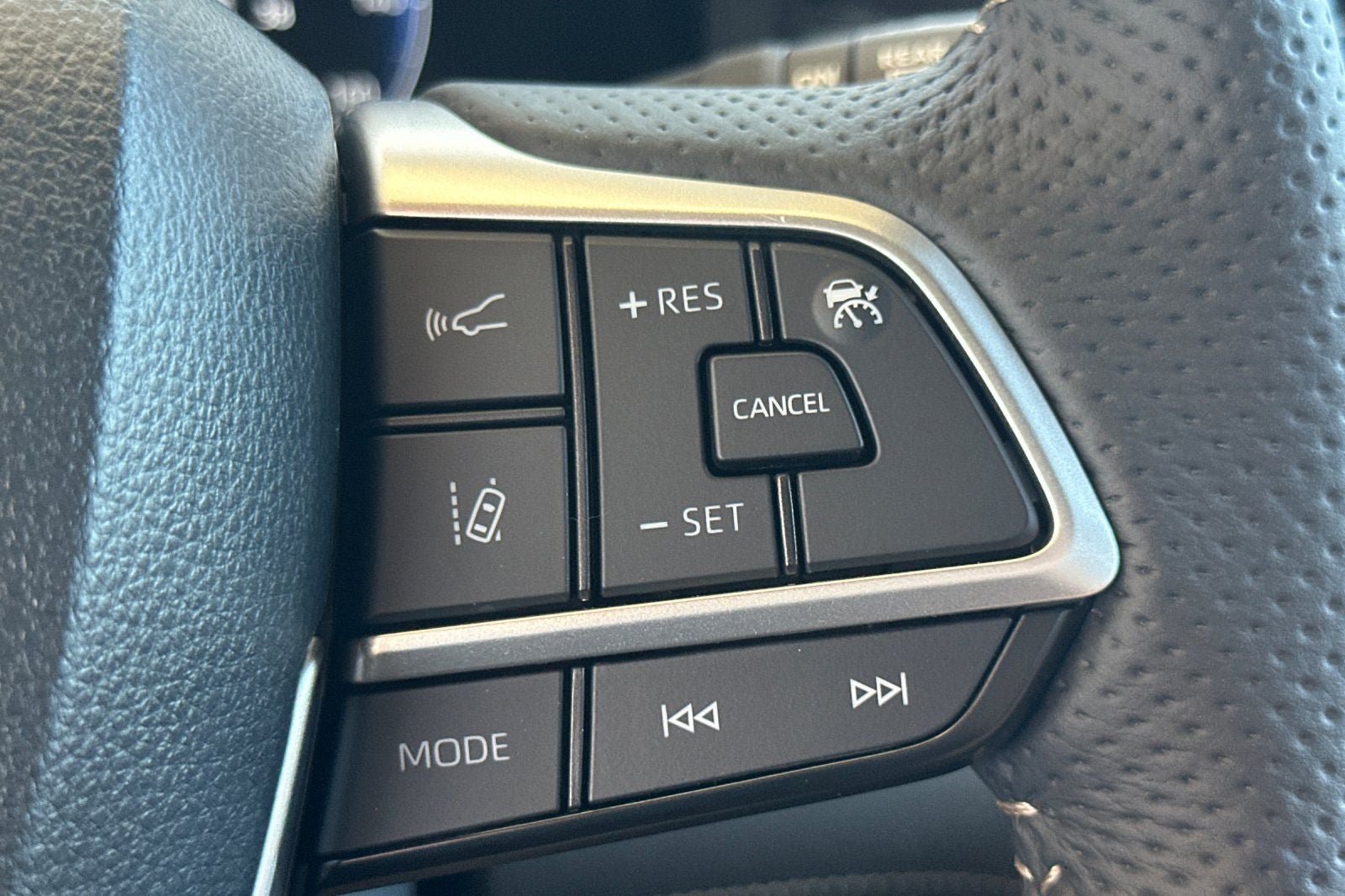New 2026 Toyota Sienna Limited FWD image 29