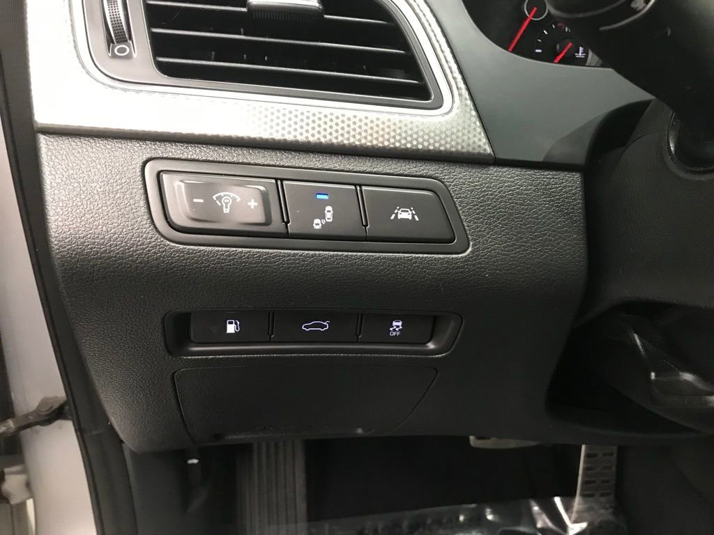 Used 2015 Hyundai Sonata Limited 2.0T image 25