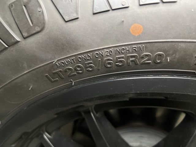 Used 2020 Chevrolet Silverado 1500 RST AWD/4WD image 28