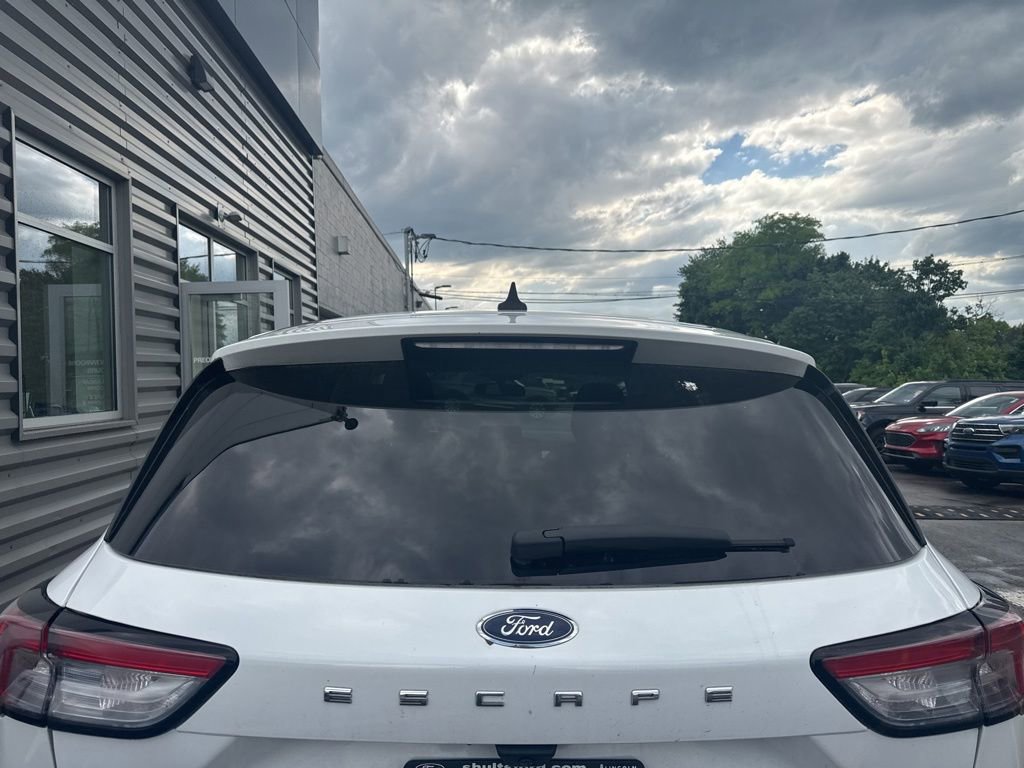 Used 2022 Ford Escape SE w/ Cold Weather Package AWD/4WD image 7