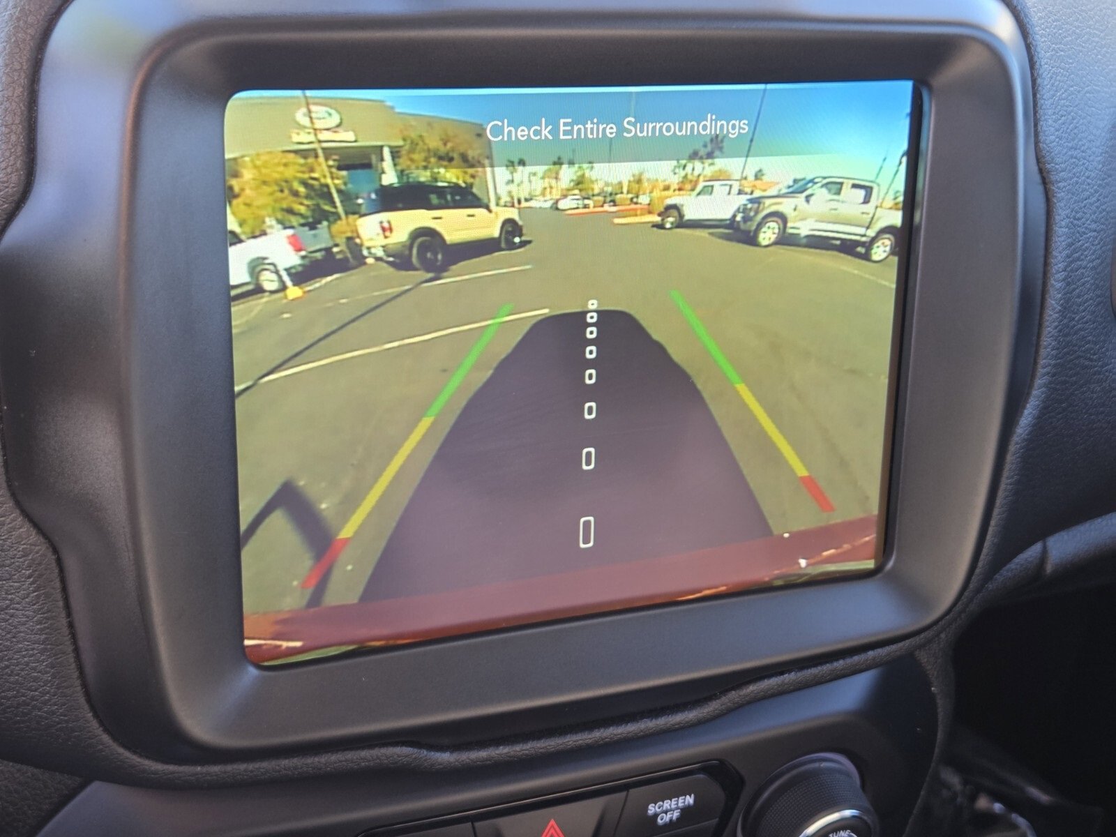 Used 2023 Jeep Renegade Latitude image 21