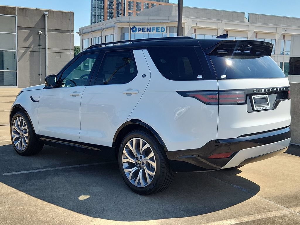 Used 2026 Land Rover Discovery Limited Edition AWD/4WD image 12