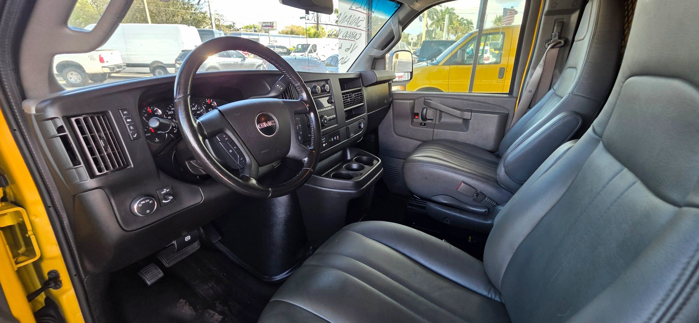 Used 2021 GMC Savana 2500 w/ Driver Convenience Package image 20