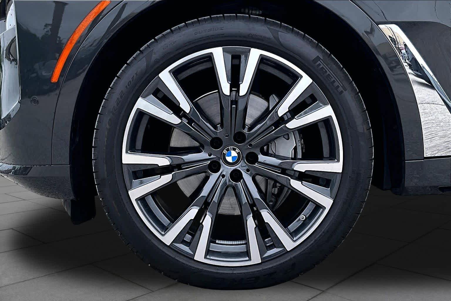 Used 2026 BMW X7 xDrive40i AWD/4WD image 10