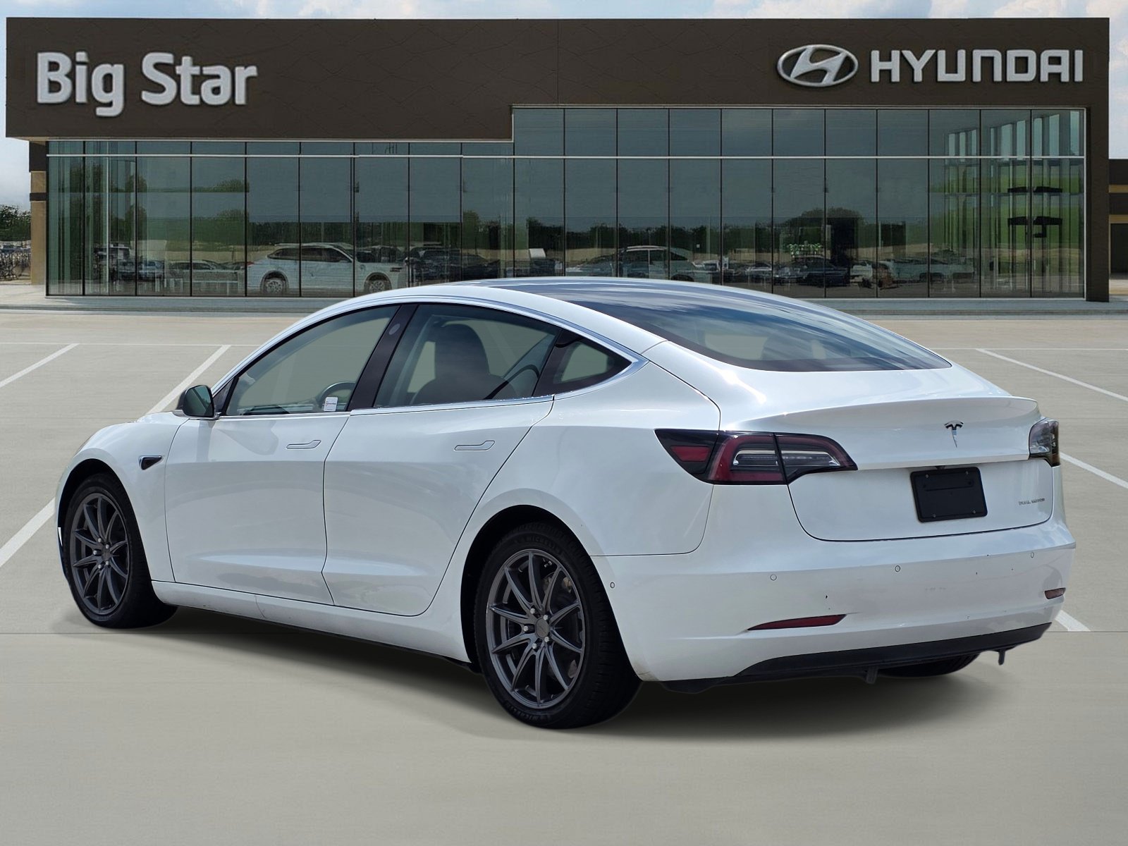 Used 2020 Tesla Model 3 Long Range AWD/4WD image 3