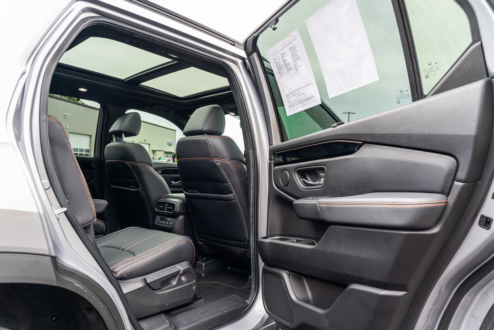 Used 2024 Honda Pilot TrailSport image 14