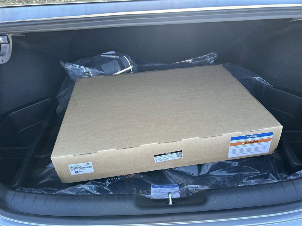 New 2026 Hyundai Elantra SEL Sport w/ Cargo Package image 17