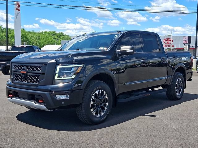 Used 2021 Nissan Titan PRO-4X w/ Pro-4x Convenience Package AWD/4WD image 6