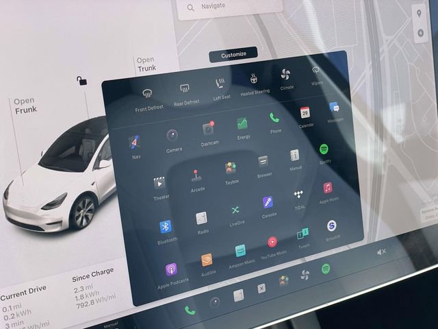 Used 2021 Tesla Model Y 2WD image 11