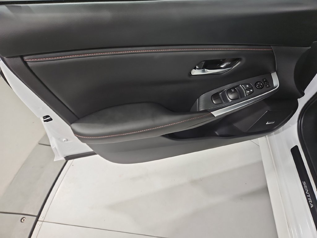 Certified 2025 Nissan Sentra SR w/ SR Premium Package FWD image 12