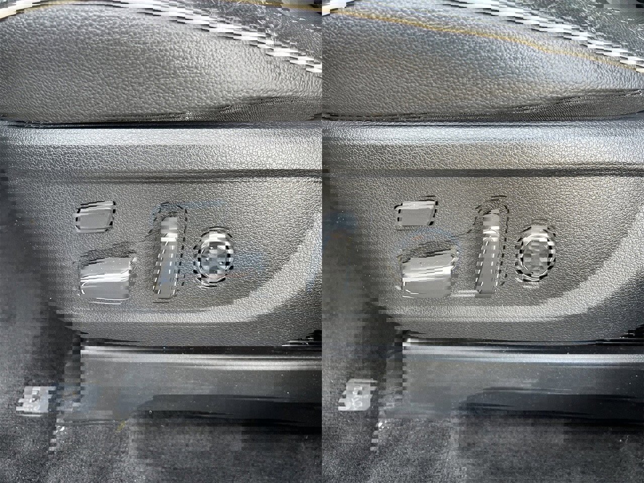 Used 2024 Hyundai Palisade Limited image 18