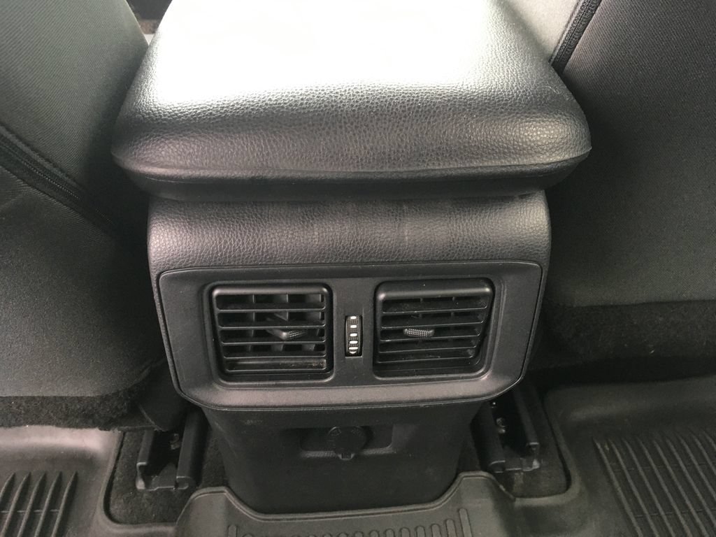 Used 2024 Toyota RAV4 LE AWD/4WD image 24