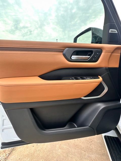 New 2025 Nissan Armada Platinum Reserve image 25