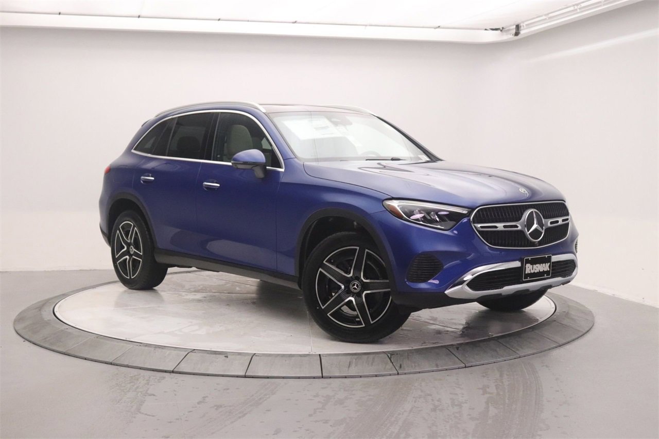 New 2026 Mercedes-Benz GLC 300