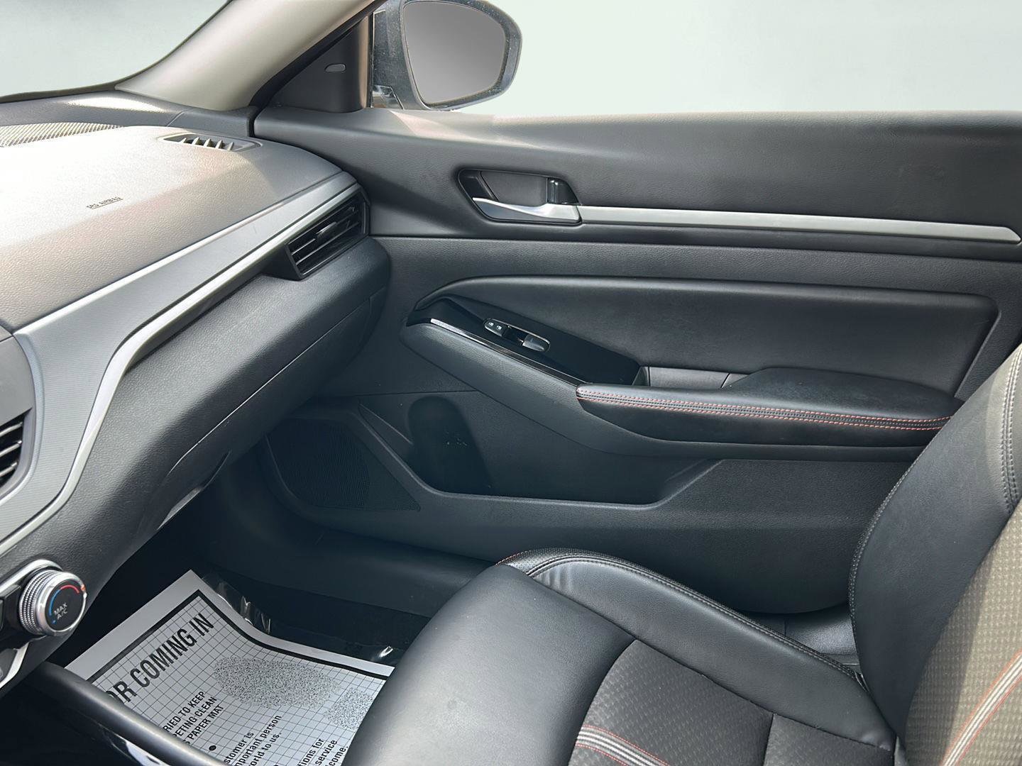 Used 2024 Nissan Altima 2.5 SR image 22