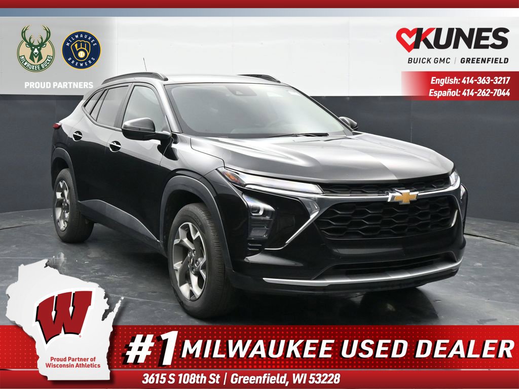 Used 2025 Chevrolet Trax LT w/ LT Convenience Package FWD image 1