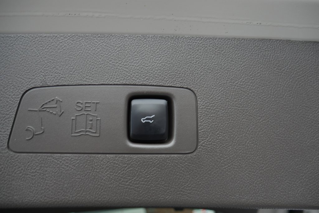 Used 2022 Lincoln Corsair Reserve w/ Equipment Group 201A image 29