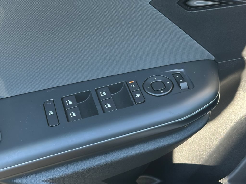 New 2026 Kia K4 FWD image 13