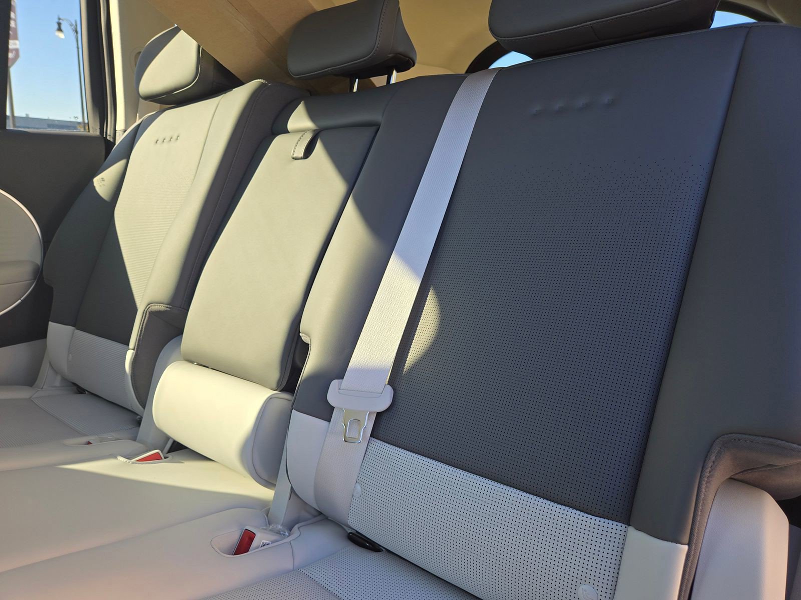 New 2026 Hyundai Ioniq 9 SEL image 11