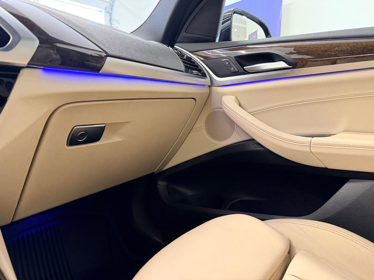 Used 2019 BMW X3 sDrive30i w/ Driving Assistance Package RWD image 39
