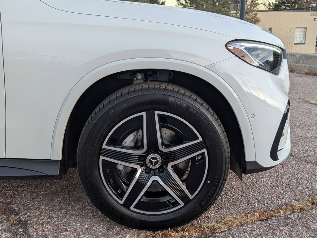 New 2026 Mercedes-Benz GLC 300 4MATIC image 9