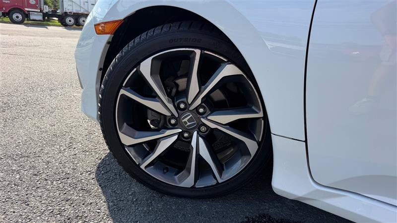 Used 2020 Honda Civic Touring image 16