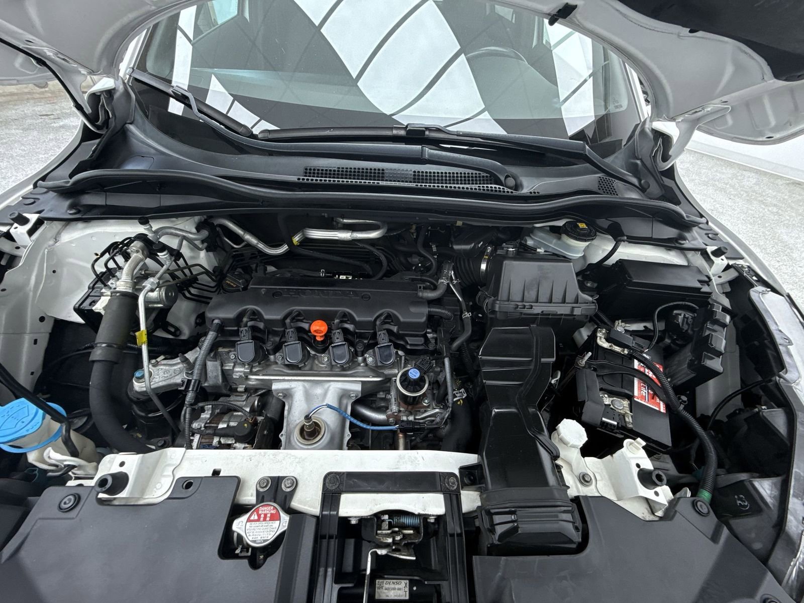 Used 2021 Honda HR-V Sport image 38