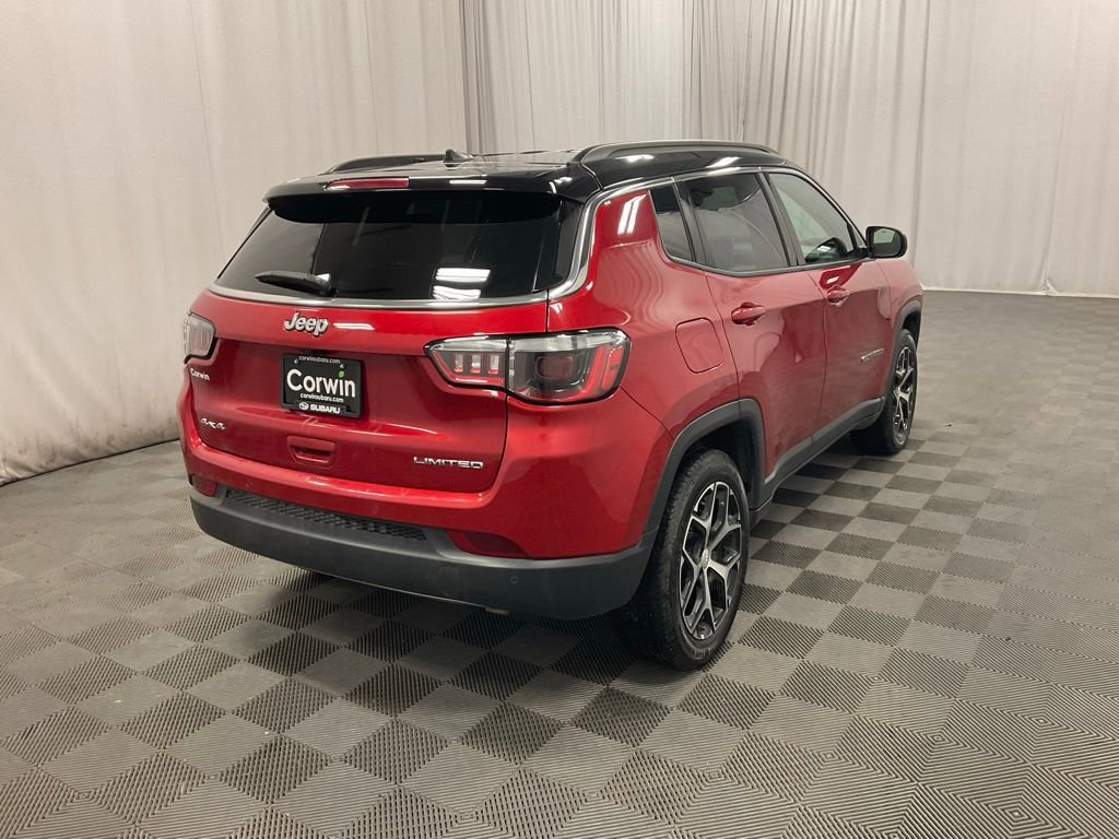 Used 2024 Jeep Compass Limited image 5