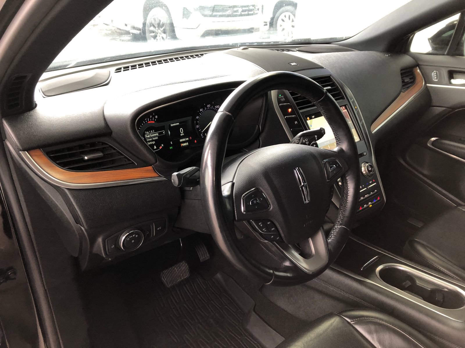 Used 2019 Lincoln MKC Reserve w/ MKC Climate Package image 16