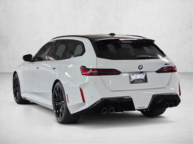 New 2026 BMW M5 Touring w/ Executive Package AWD/4WD image 7