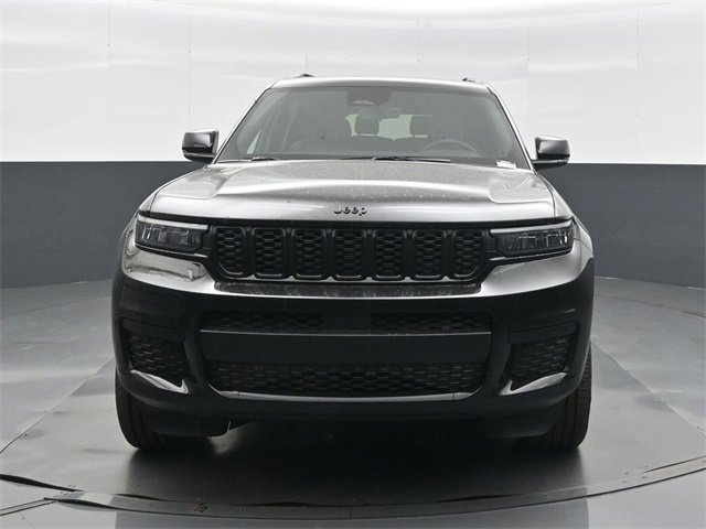 New 2025 Jeep Grand Cherokee L Altitude image 5