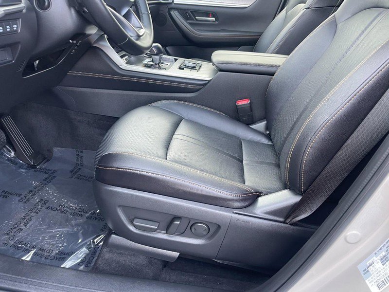 Used 2025 MAZDA CX-90 3.3 Turbo w/ Preferred Package image 24