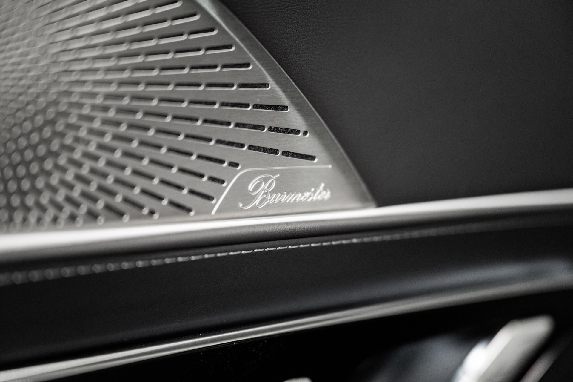 Used 2023 Mercedes-Benz SL 63 AMG 4MATIC image 49