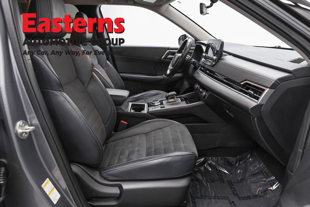 Used 2024 Mitsubishi Outlander SE AWD/4WD image 23