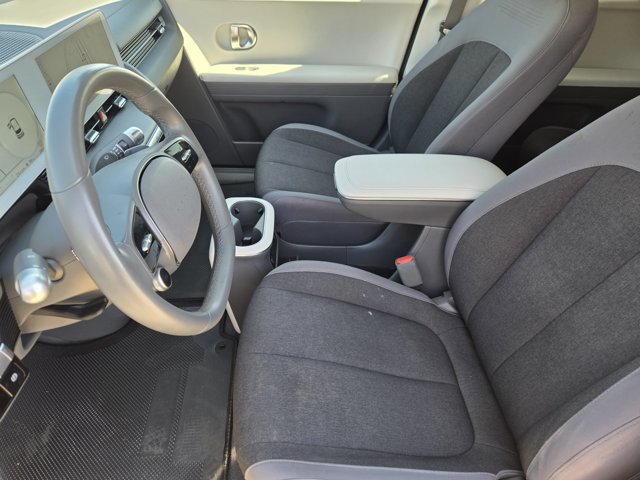 Certified 2024 Hyundai Ioniq 5 SE RWD image 12