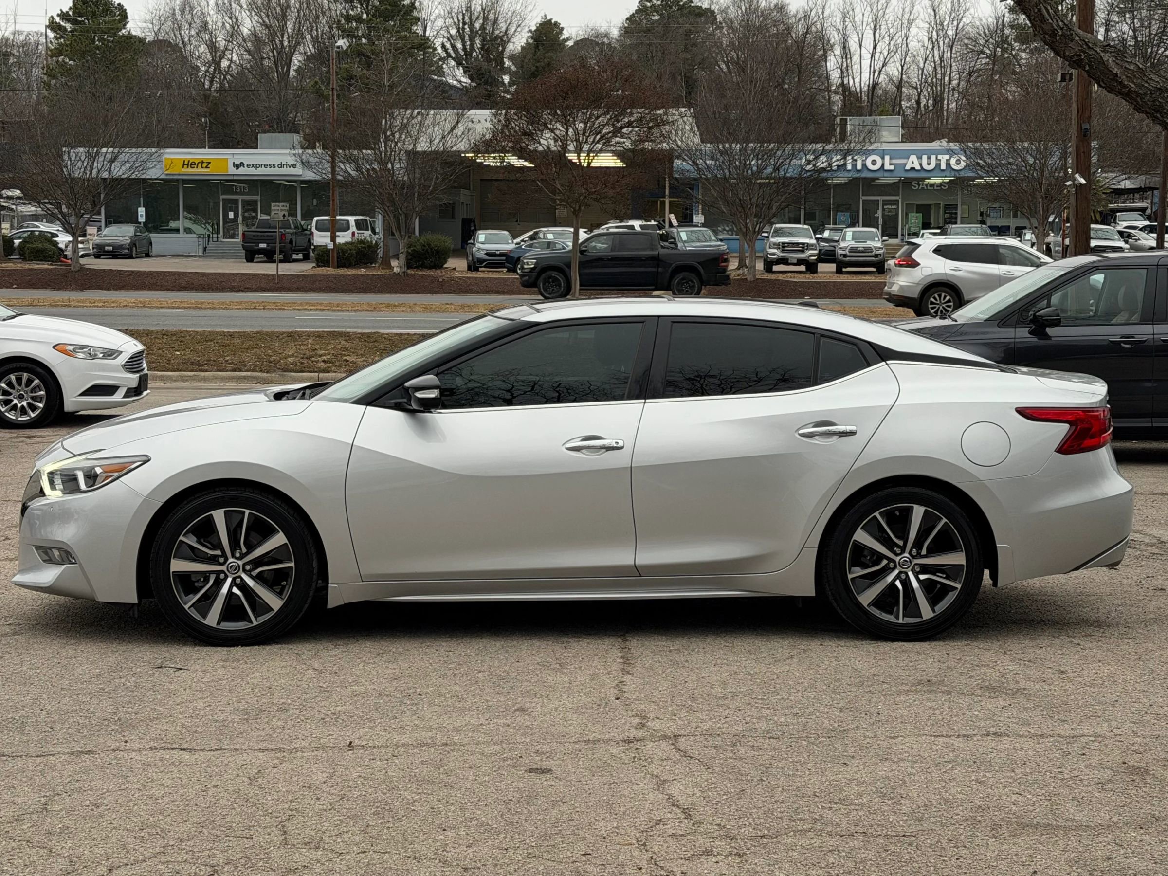 Used 2018 Nissan Maxima Platinum image 8