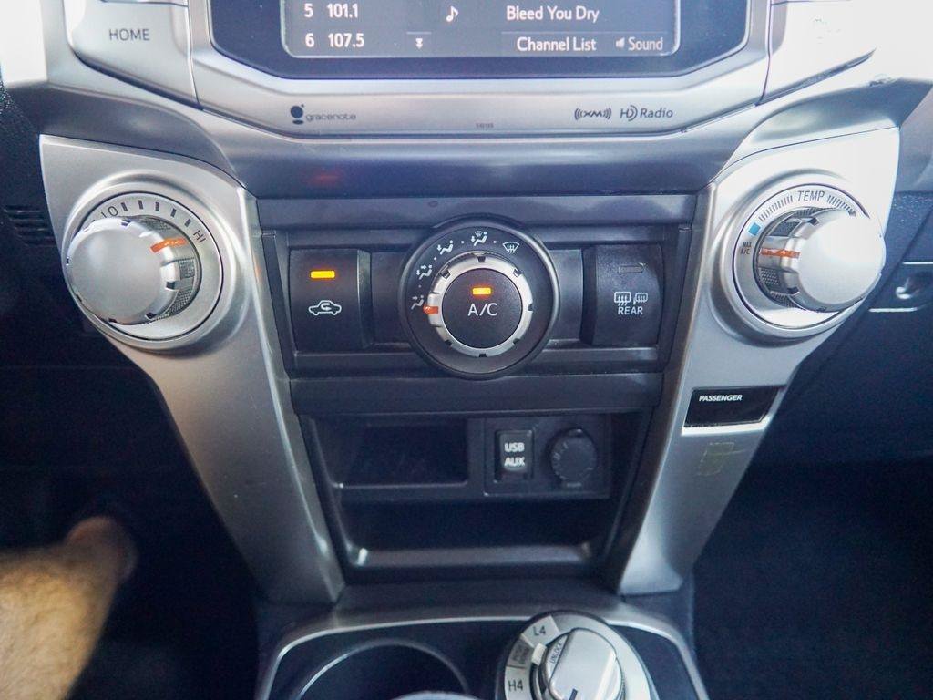 Used 2018 Toyota 4Runner SR5 Premium AWD/4WD image 22