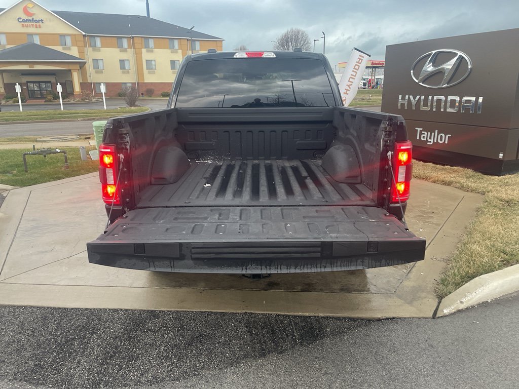 Used 2023 Ford F150 XLT AWD/4WD image 9